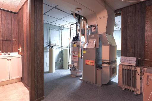 Pic 33 Furnace.jpg