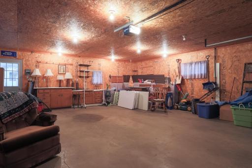 Pic 12 inside Garage.jpg