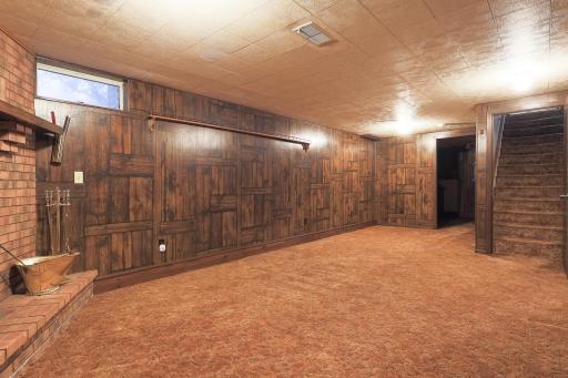 Pic 30 Family Room.jpg