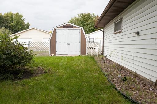 Pic 7 Shed.jpg