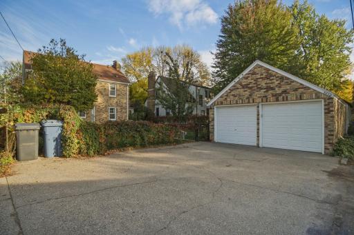 5632 10th Avenue S, Minneapolis, MN 55417