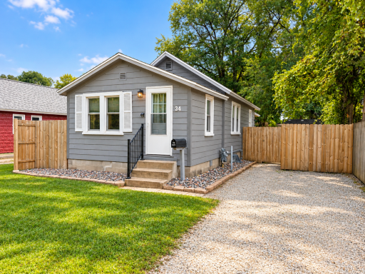 34 Lenox Street, Winona, MN 55987