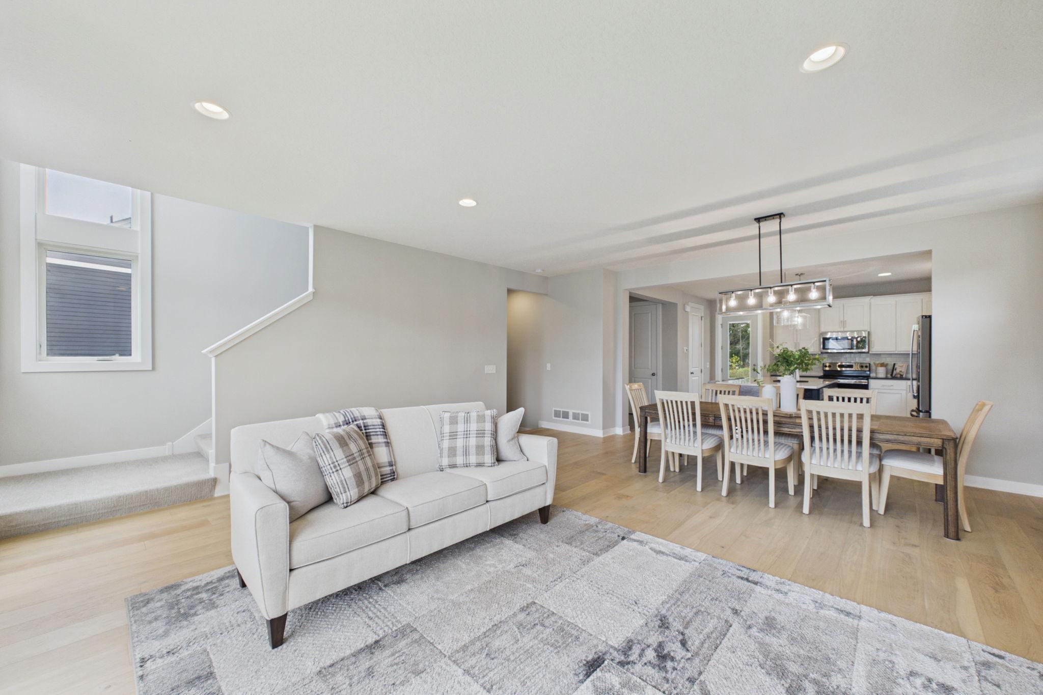 12-web-or-mls-12-6344 Red Cedar Dr EOD.jpg