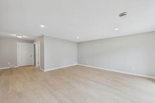 21-web-or-mls-21-6344 Red Cedar Dr EOD.jpg