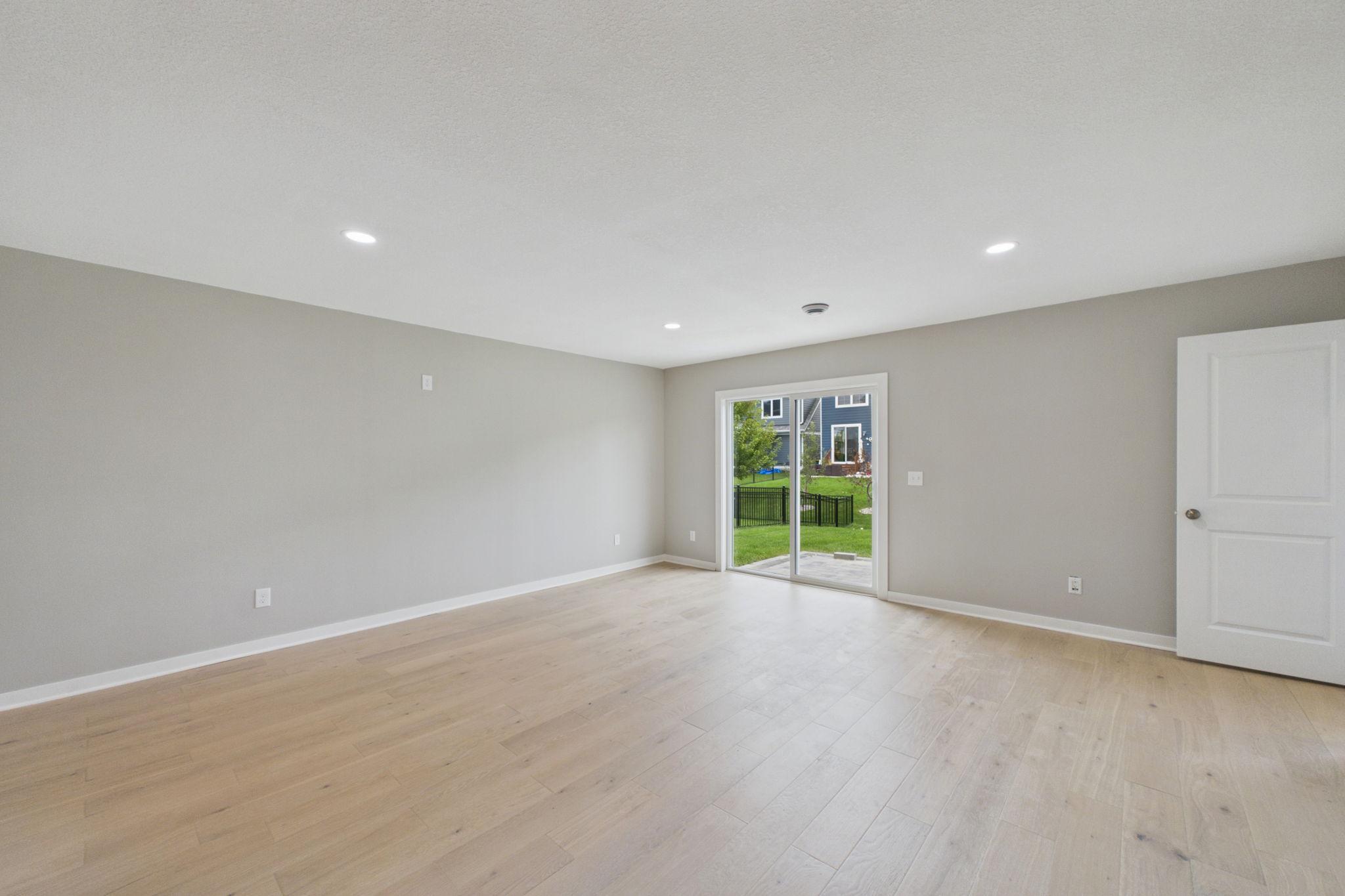 22-web-or-mls-22-6344 Red Cedar Dr EOD.jpg