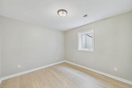 23-web-or-mls-23-6344 Red Cedar Dr EOD.jpg