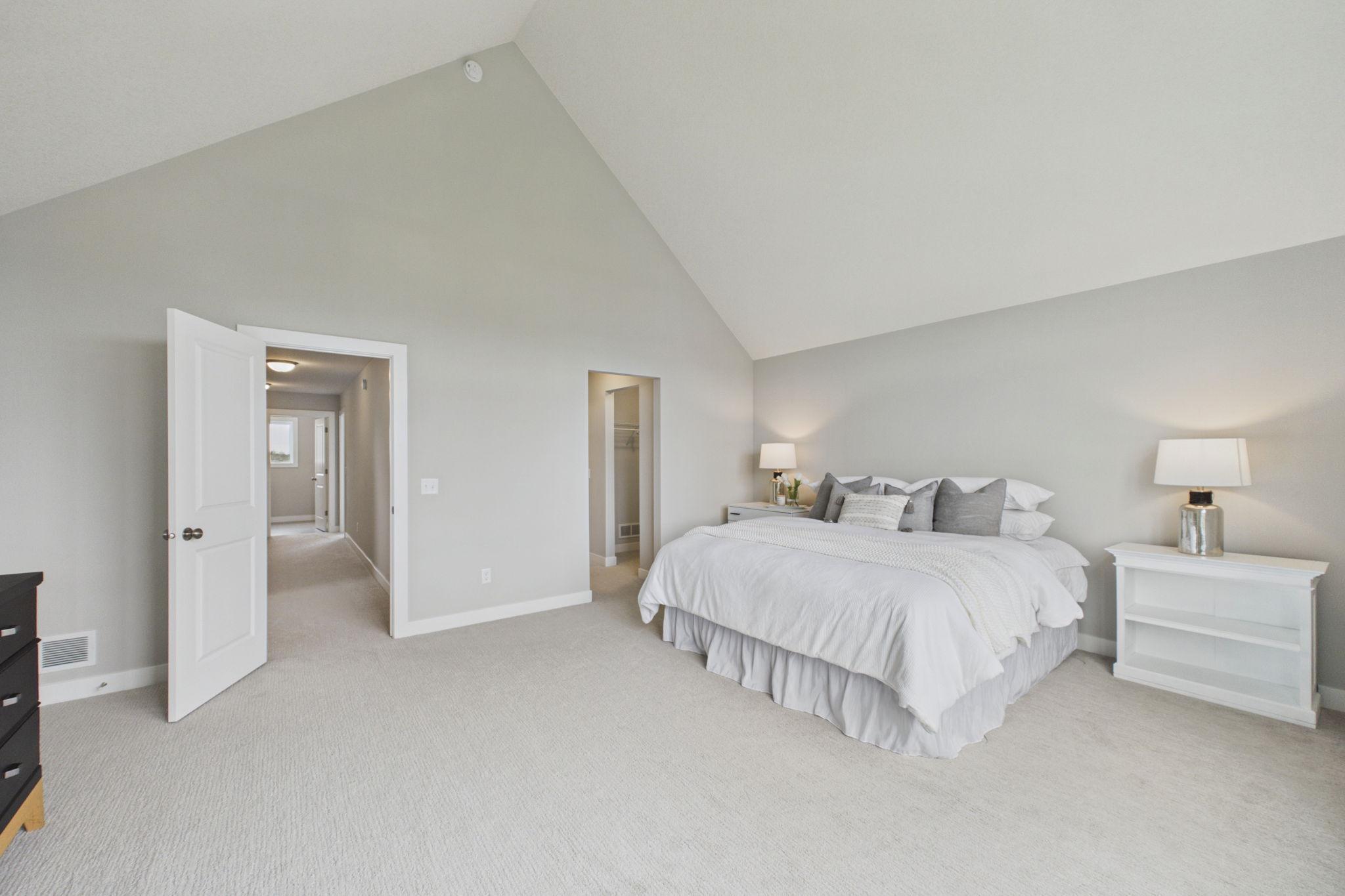 26-web-or-mls-26-6344 Red Cedar Dr EOD.jpg