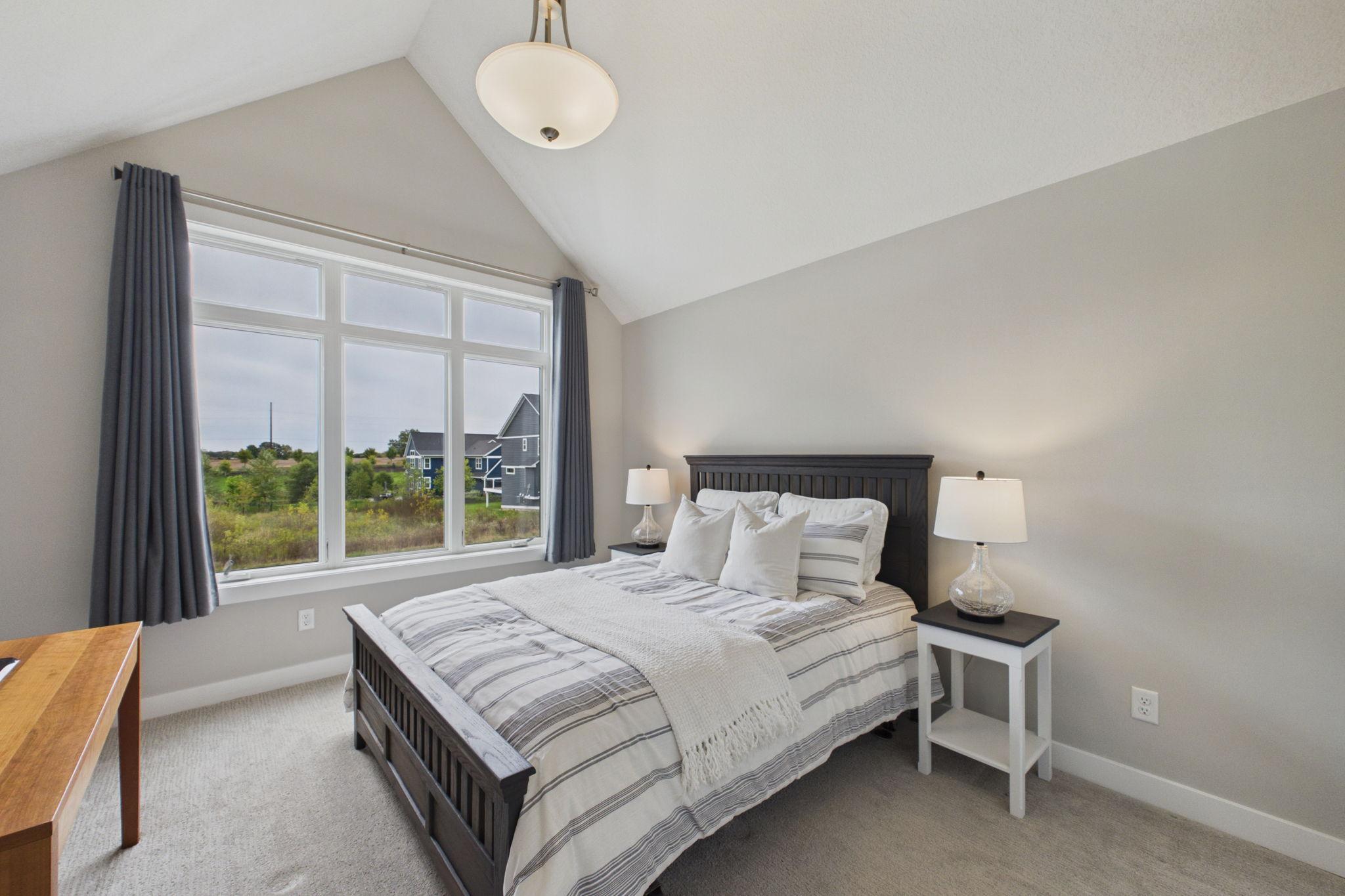 31-web-or-mls-31-6344 Red Cedar Dr EOD.jpg