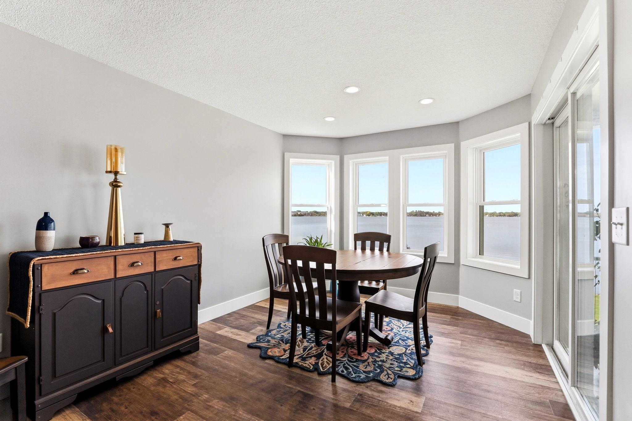 13-web-or-mls-887-8th-Ave-SE-unit-d-13.jpg