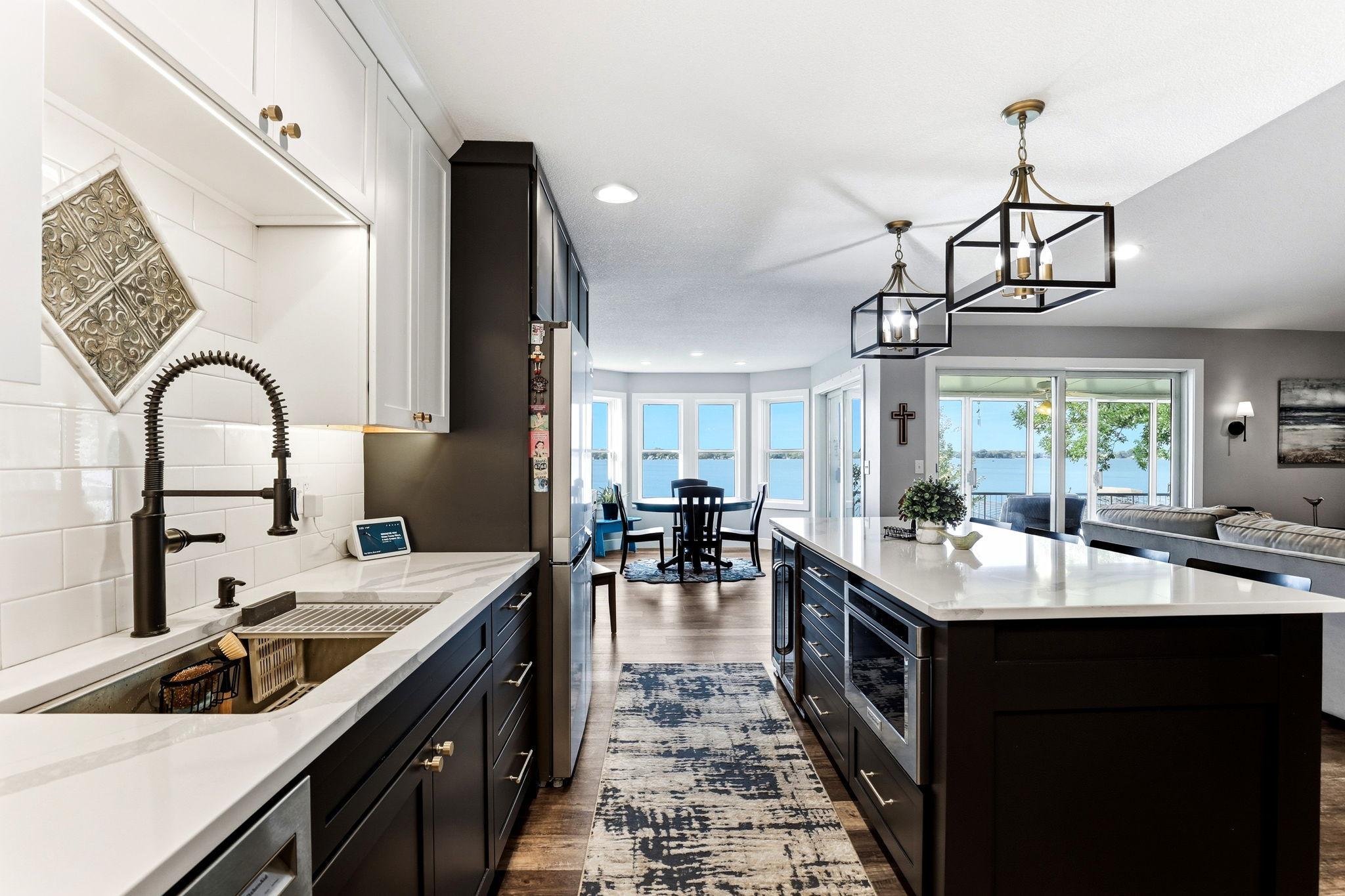 17-web-or-mls-887-8th-Ave-SE-unit-d-17.jpg