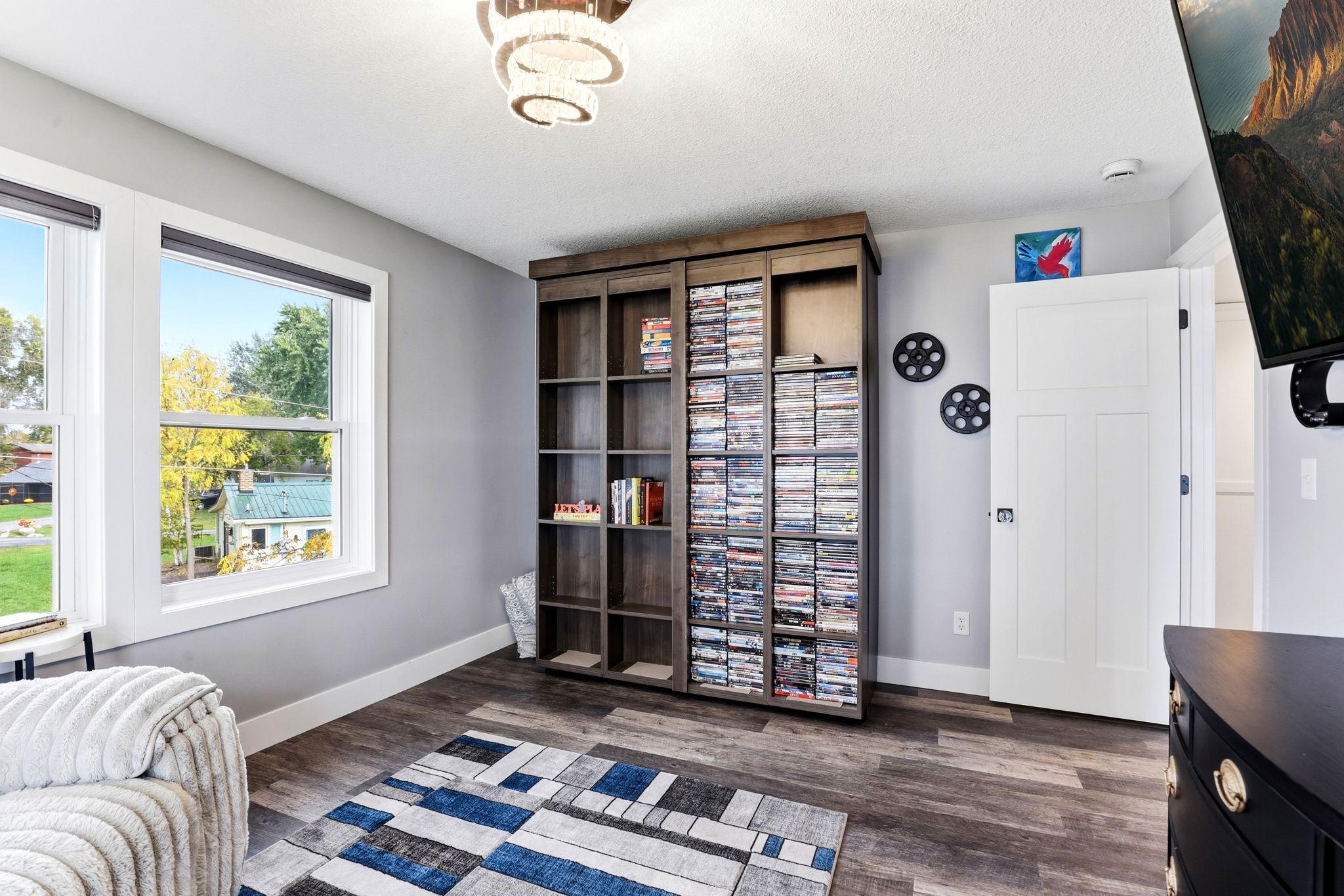 27-web-or-mls-887-8th-Ave-SE-unit-d-27.jpg