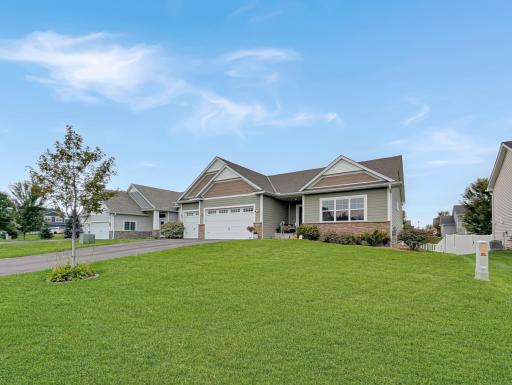 Plenty of space in the front lawn as well!