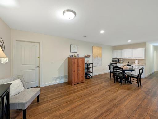 6966 94th Street S, Cottage Grove, MN 55016