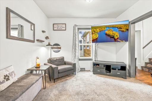637 3rd Avenue SW, Cambridge, MN 55008