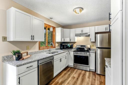 162 Quehl Avenue N, Lakeland, MN 55043