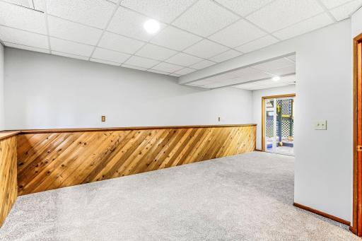 162 Quehl Avenue N, Lakeland, MN 55043