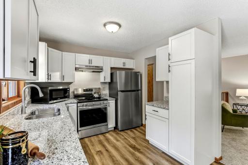 162 Quehl Avenue N, Lakeland, MN 55043