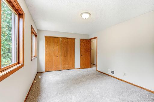 162 Quehl Avenue N, Lakeland, MN 55043