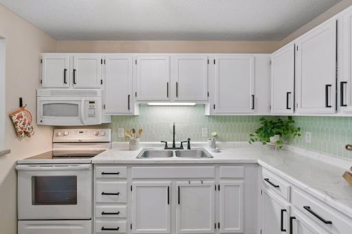 Plenty of room to cook a fabulous meal for your guests.