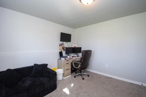 6216 86th Avenue S, Horace, ND 58047
