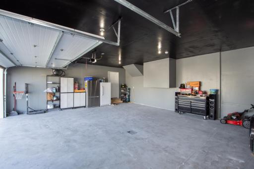 6216 86th Avenue S, Horace, ND 58047