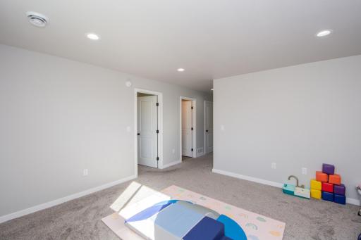 6216 86th Avenue S, Horace, ND 58047