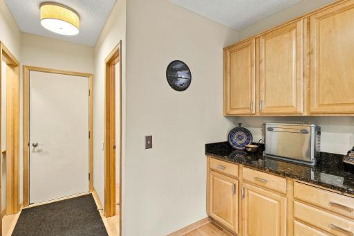 15567 Brookside Lane NW, Prior Lake, MN 55372