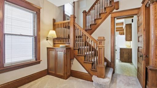 820 5th Avenue SE, Minneapolis, MN 55414