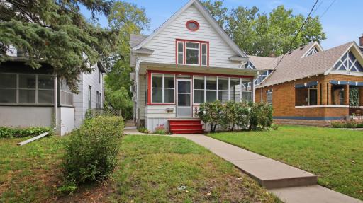 820 5th Avenue SE, Minneapolis, MN 55414