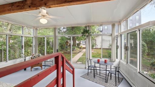 820 5th Avenue SE, Minneapolis, MN 55414