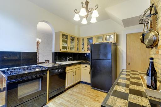 3 W 33rd Street, Minneapolis, MN 55408