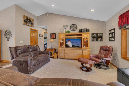 20926 Fruitwood Road, Richmond, MN 56368