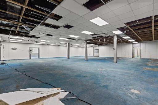 Large-scale industrial workspace offering an open floor plan and flexible space for production or processing operations.