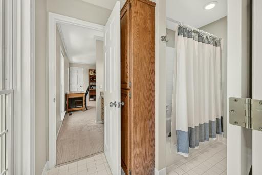 2565 Northridge Lane NE, Rochester, MN 55906