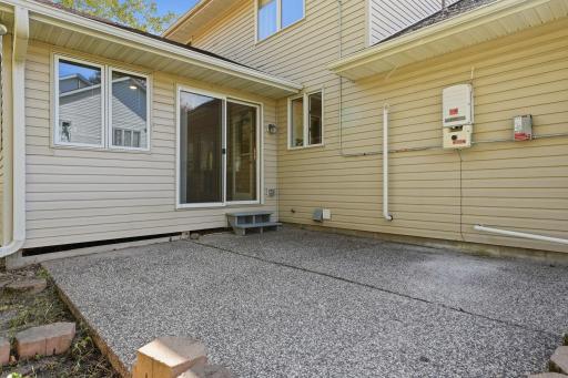 94-web-or-mls-1320_Wildflower_Lane_Chaska_06016.jpg