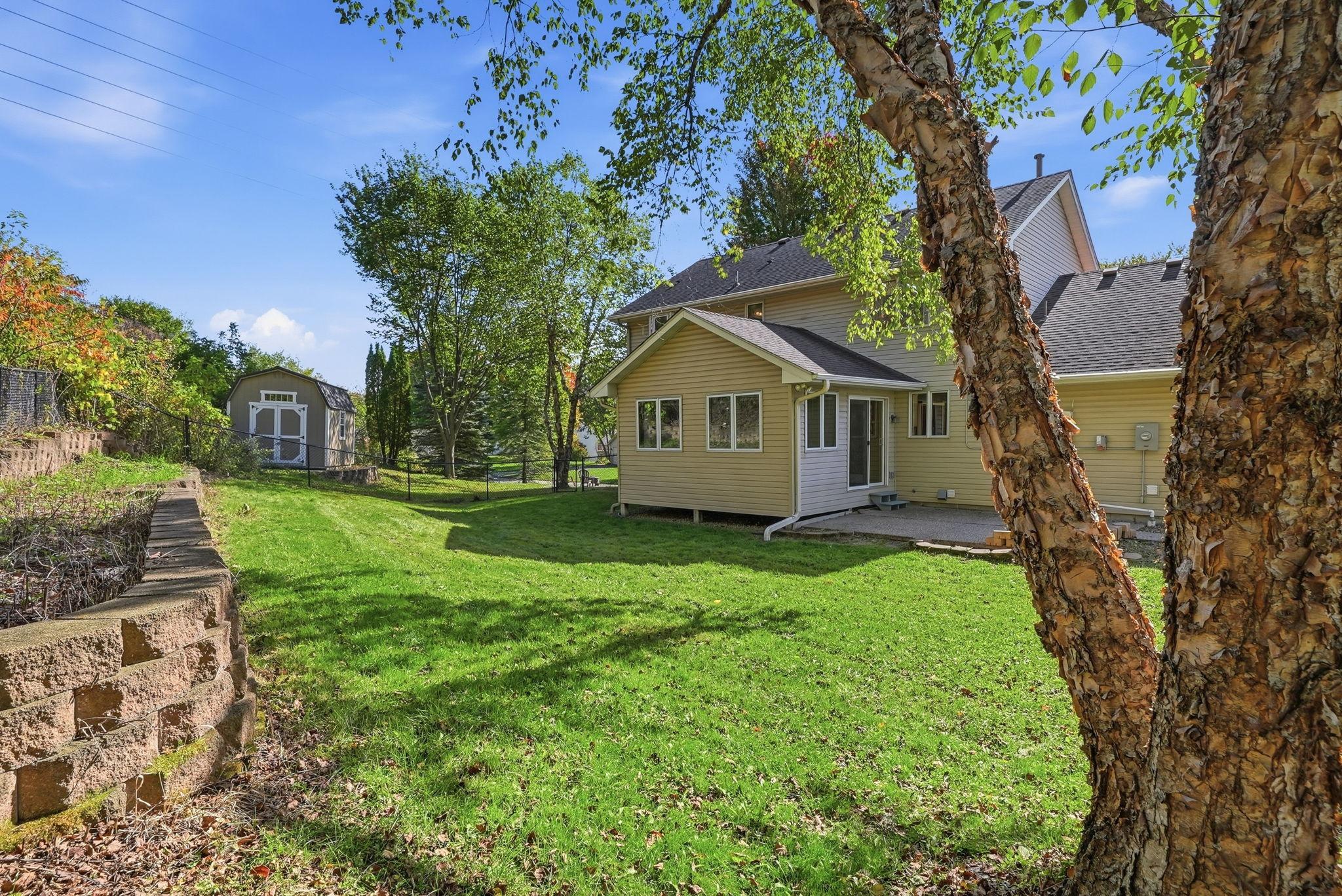 98-web-or-mls-1320_Wildflower_Lane_Chaska_06036.jpg