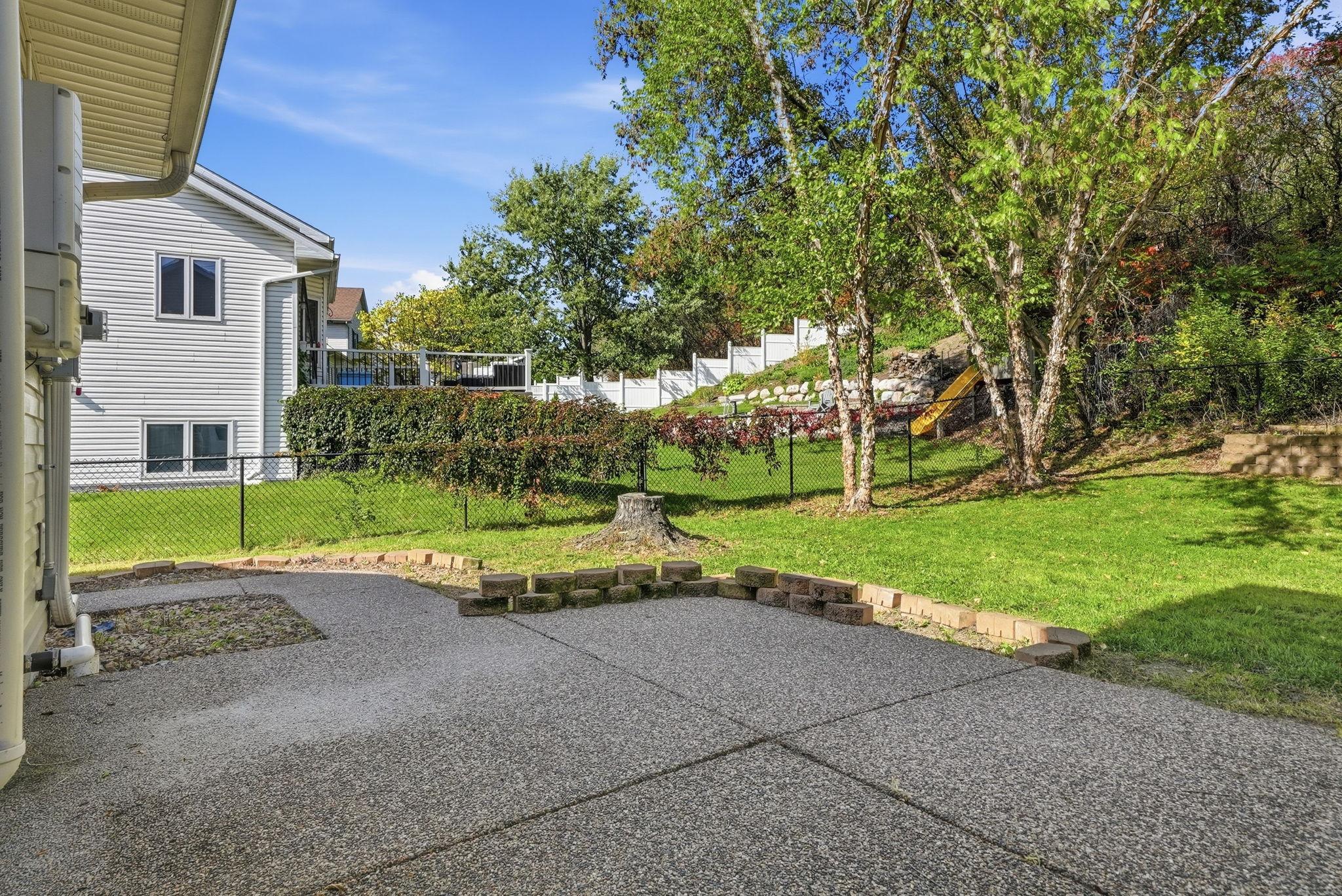 96-web-or-mls-1320_Wildflower_Lane_Chaska_06026.jpg