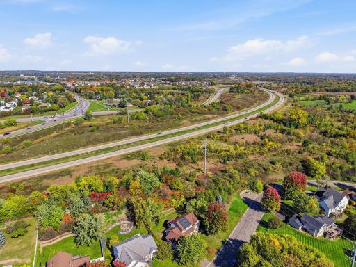 1320 Wildflower Lane, Chaska, MN 55318