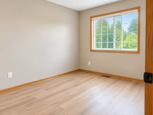 5 Elm Street, Lino Lakes, MN 55014