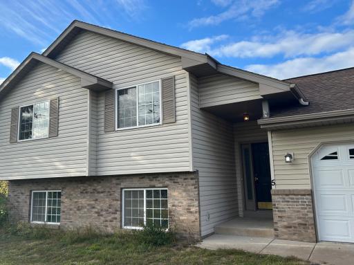 5 Elm Street, Lino Lakes, MN 55014