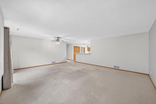 670 Monn Avenue, Vadnais Heights, MN 55127