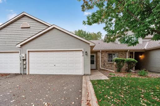 670 Monn Avenue, Vadnais Heights, MN 55127