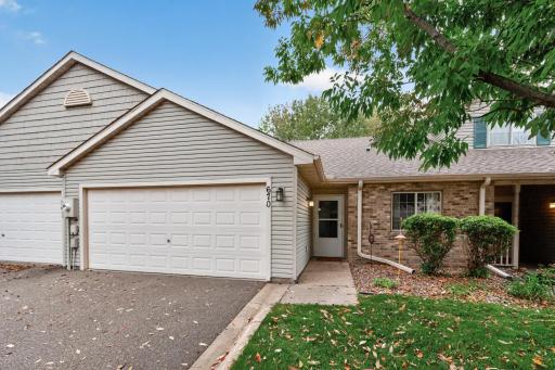 670 Monn Avenue, Vadnais Heights, MN 55127