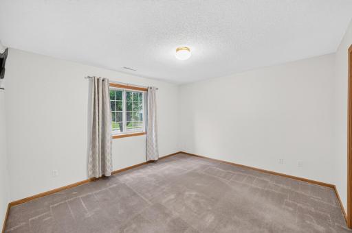 670 Monn Avenue, Vadnais Heights, MN 55127