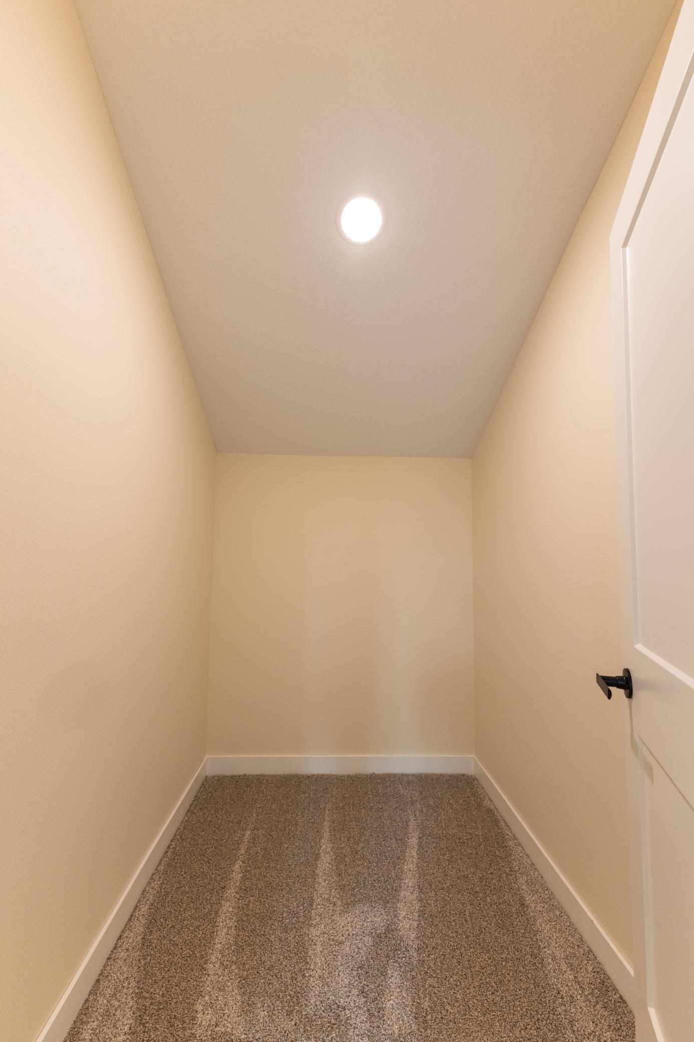 Walk in Closet