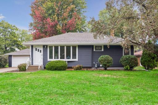 255 County Road C2 W, Saint Paul, MN 55113