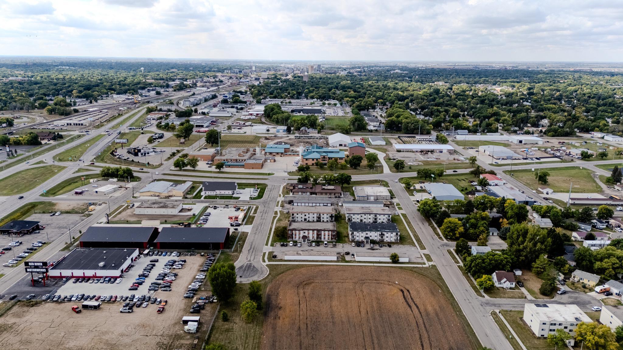 neighborhood view.jpg