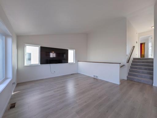 6820 JOSEPH Street, Horace, ND 58047