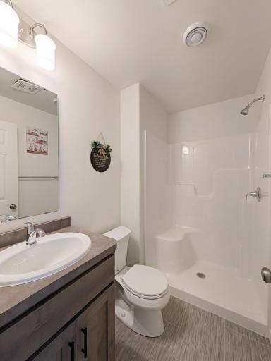 6820 JOSEPH Street, Horace, ND 58047
