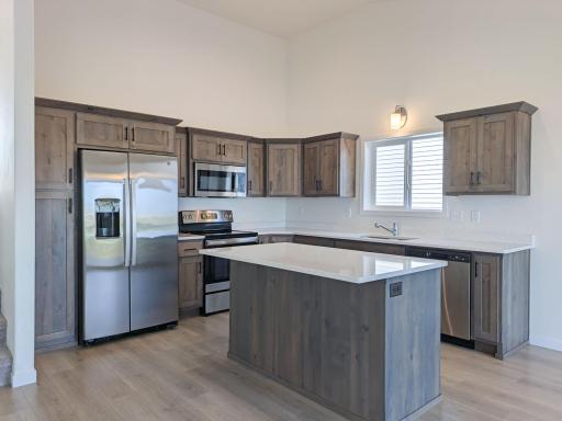6820 JOSEPH Street, Horace, ND 58047